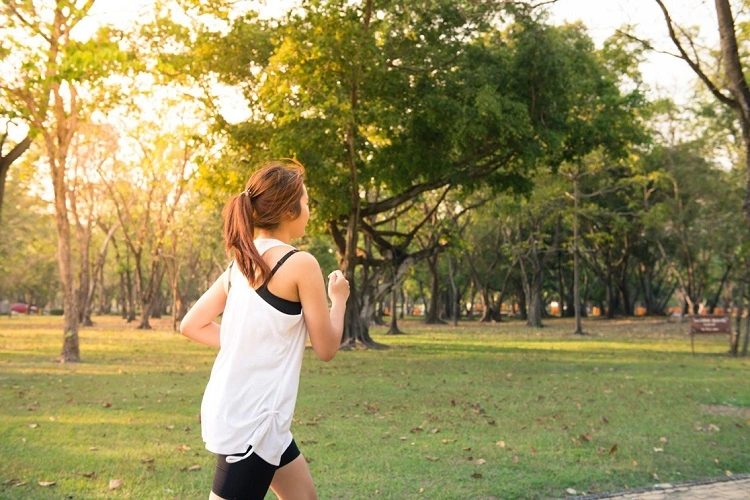 Manfaat Luar Biasa Dari Olahraga Ringan Untuk Kesehatan Menstrual